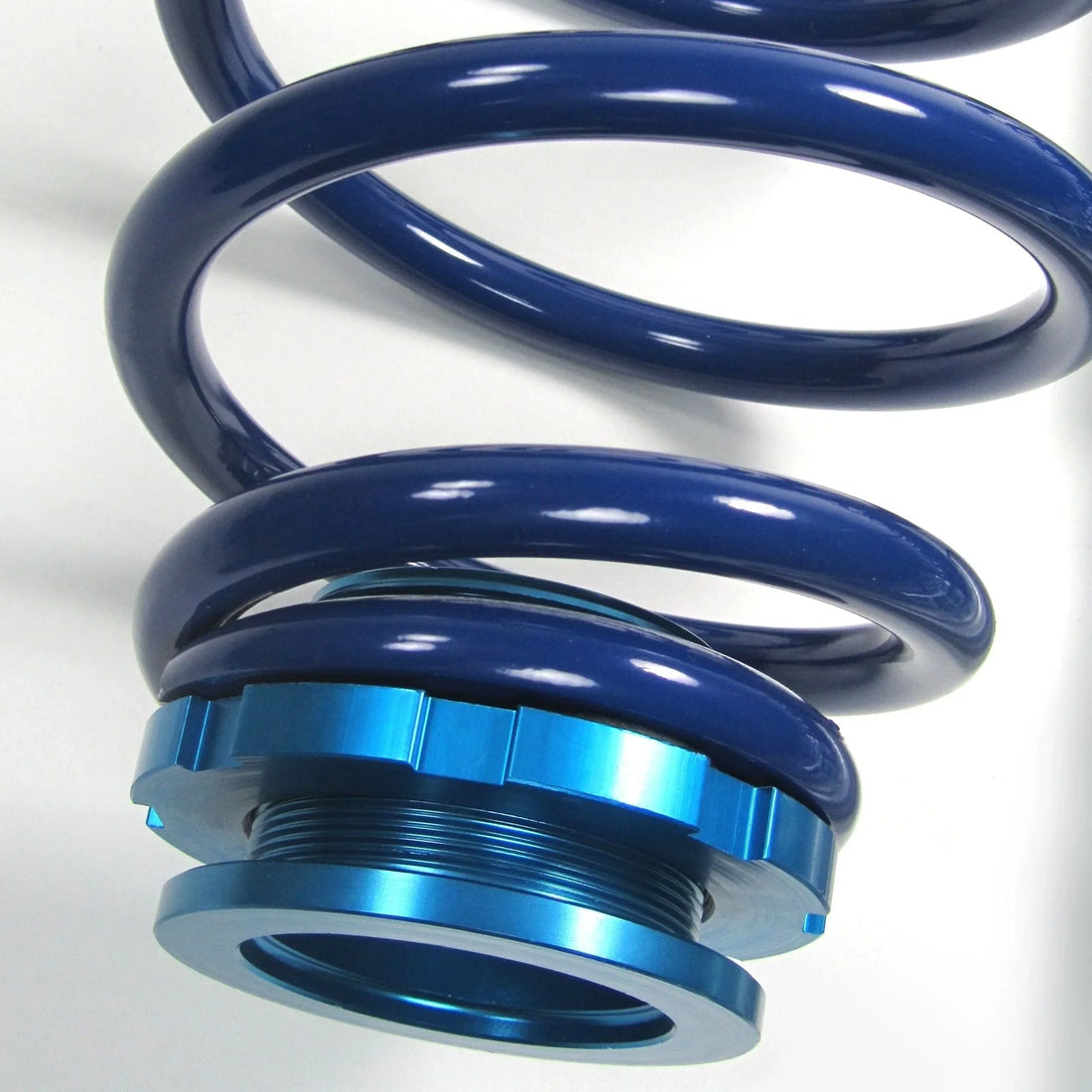 BlueLine Threaded Coilover Kit – Opel Vectra C Caravan (2003-2008) + TÜV – view 5