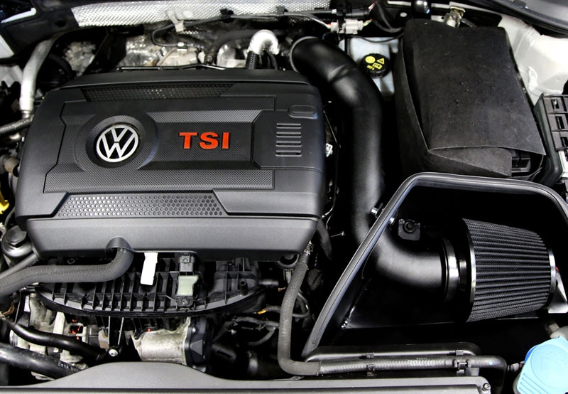 Kit Tube d'admission noir / Kit admission directe kit / pour Audi A3 (8V)/ Seat Leon (5F)/ Skoda Octavia (5E)/ VW Golf VII (AU) avec 1.8l TFSI / 2.0l TSI / TFSI moteurs / modèles ab 2014 — TA Technix