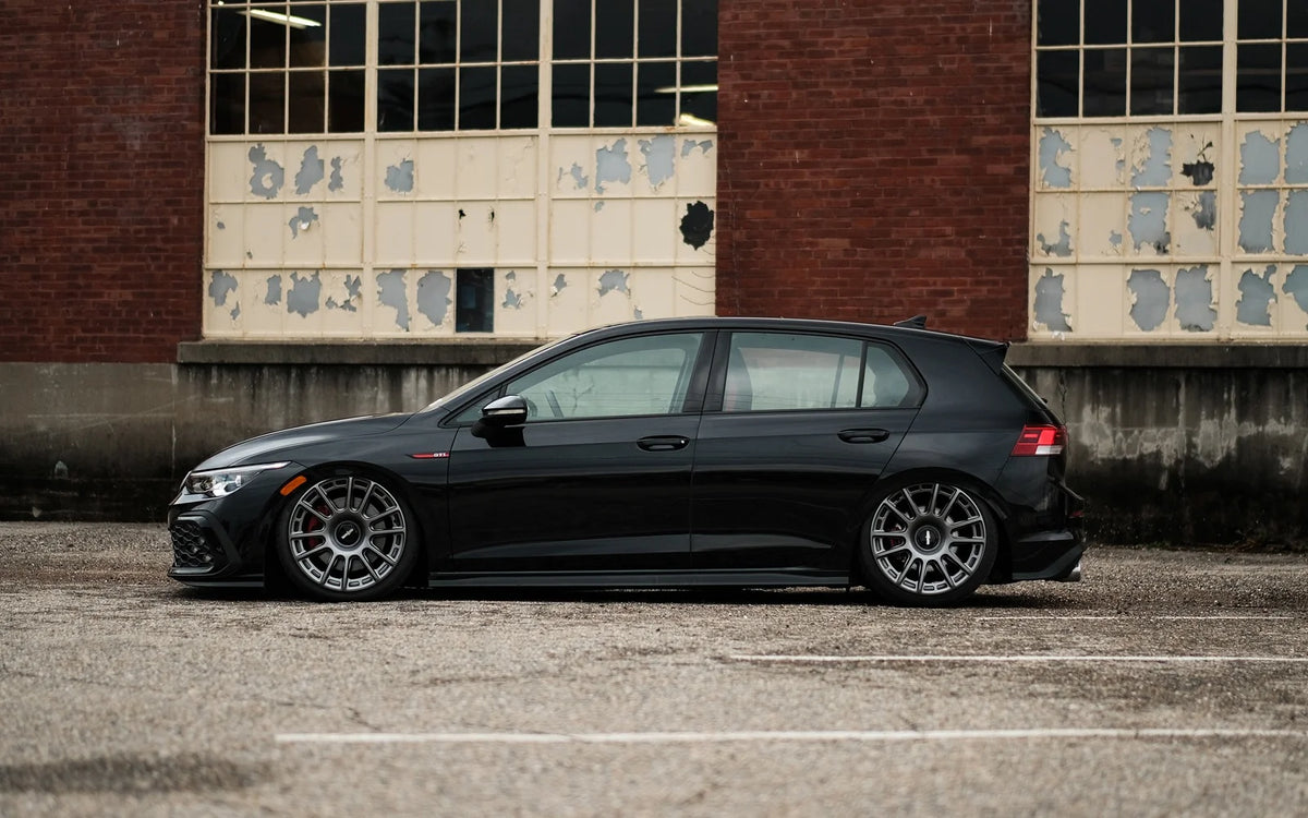 Bag Riders Super Low Air Suspension for VW Golf & Sportwagen Mk7
