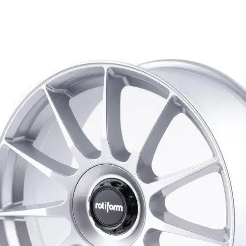 Rotiform DTM | 8,5x19 ET45 alésage 66,6 Silver 5x112 - Rasl'Bitume