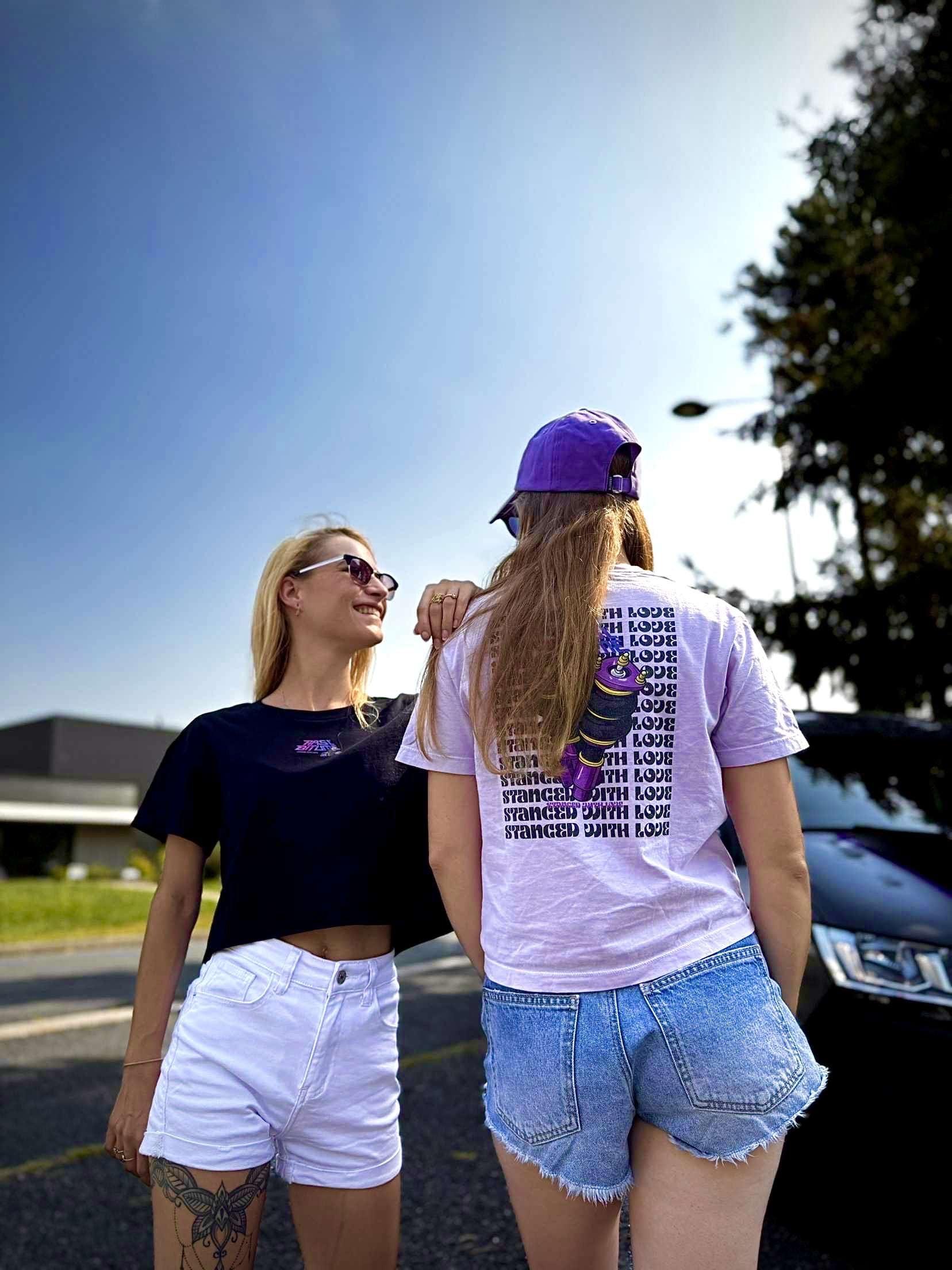 T-Shirt Overdrive „Mit Liebe Gestylt“ – Rosen Edition