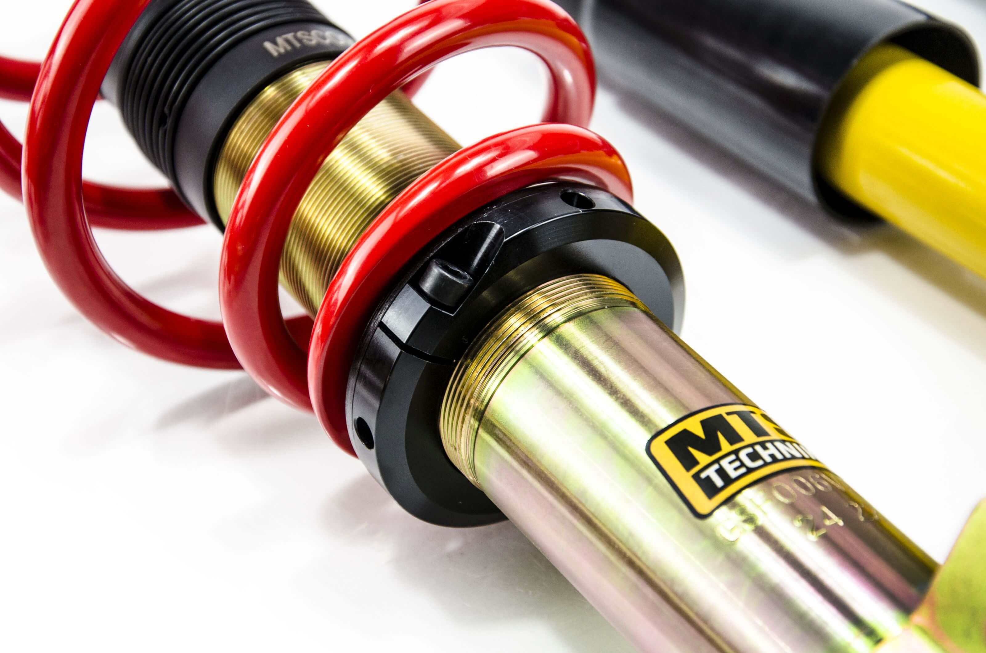 Combinés Filetés MTS Technik Ford Fiesta VII (HJ/HF) — Finition Gold — vue 3 [Gold]