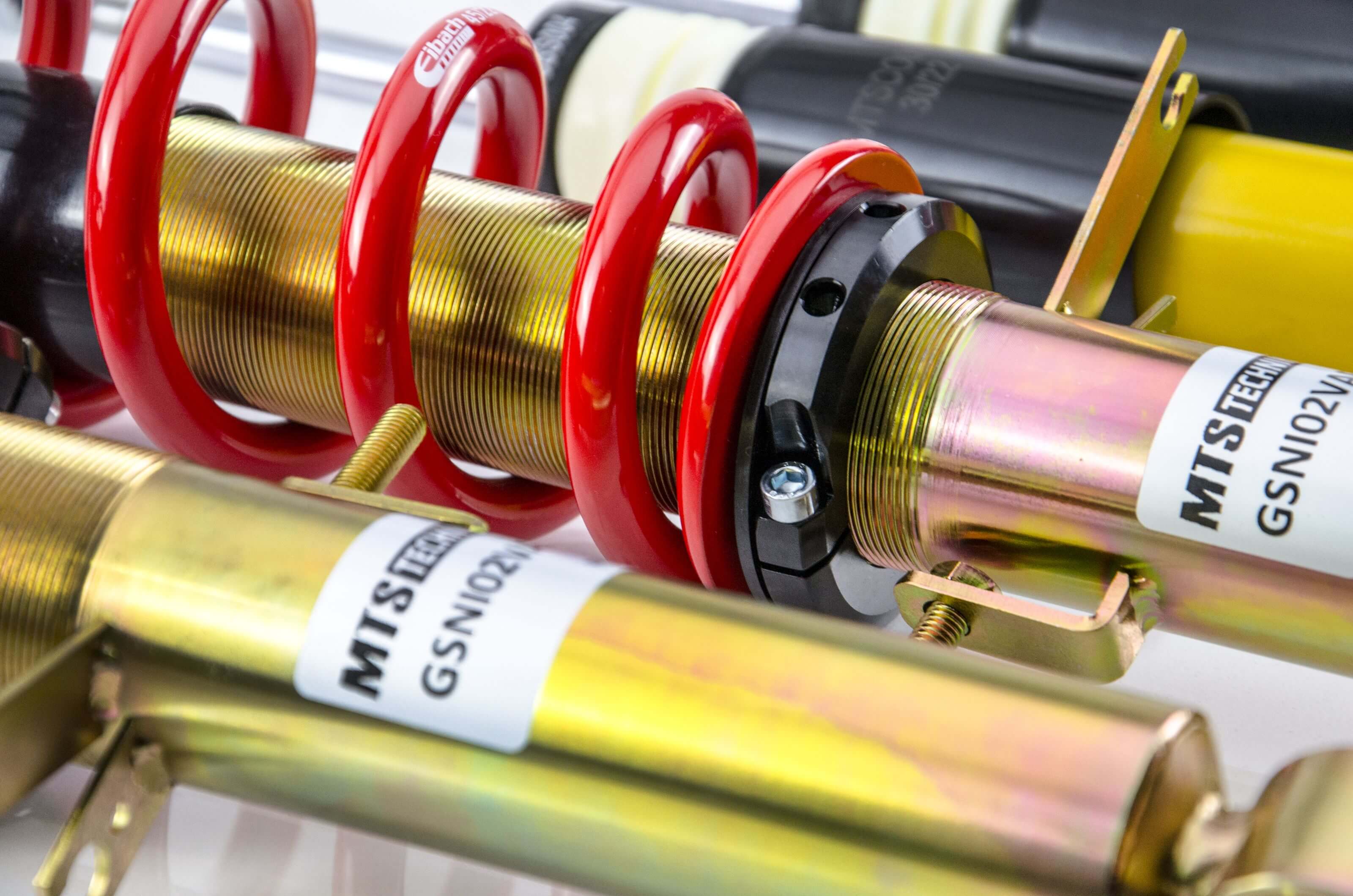 Combinés Filetés MTS Technik Nissan 370z (Z34) — Finition Gold — vue 2 [Gold]
