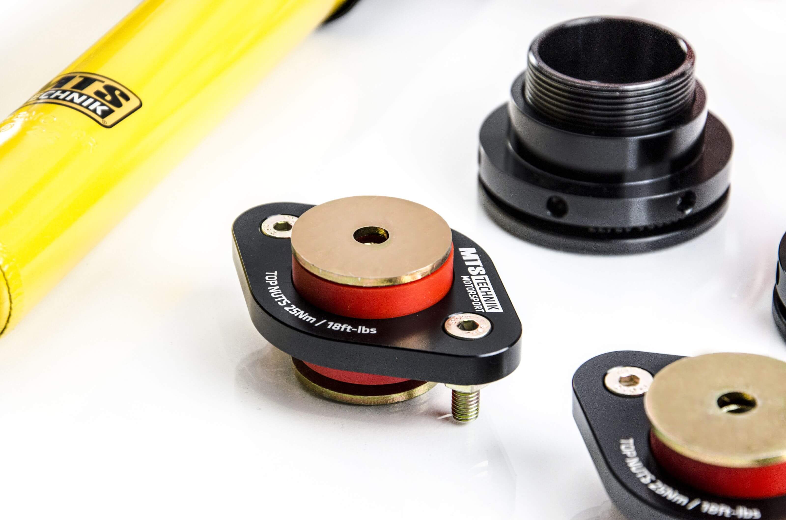 Combinés Filetés MTS Technik BMW Série 3 (E30) — Finition Inox — vue 4 [Inox]
