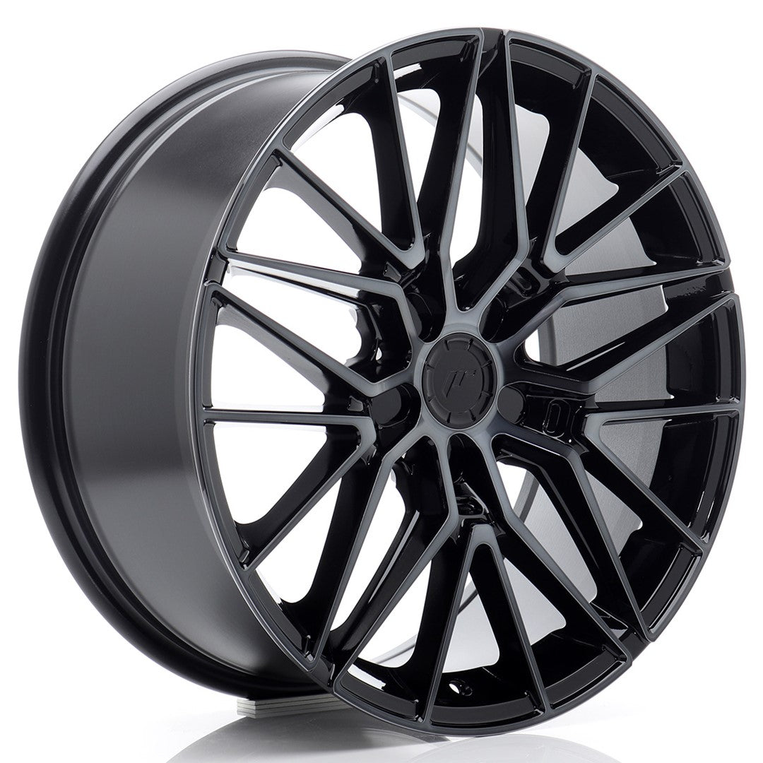 Japan Racing JR-38 18x8" (5 trous - sur mesure) ET20-45, Noir Mat, Branches Teintées
