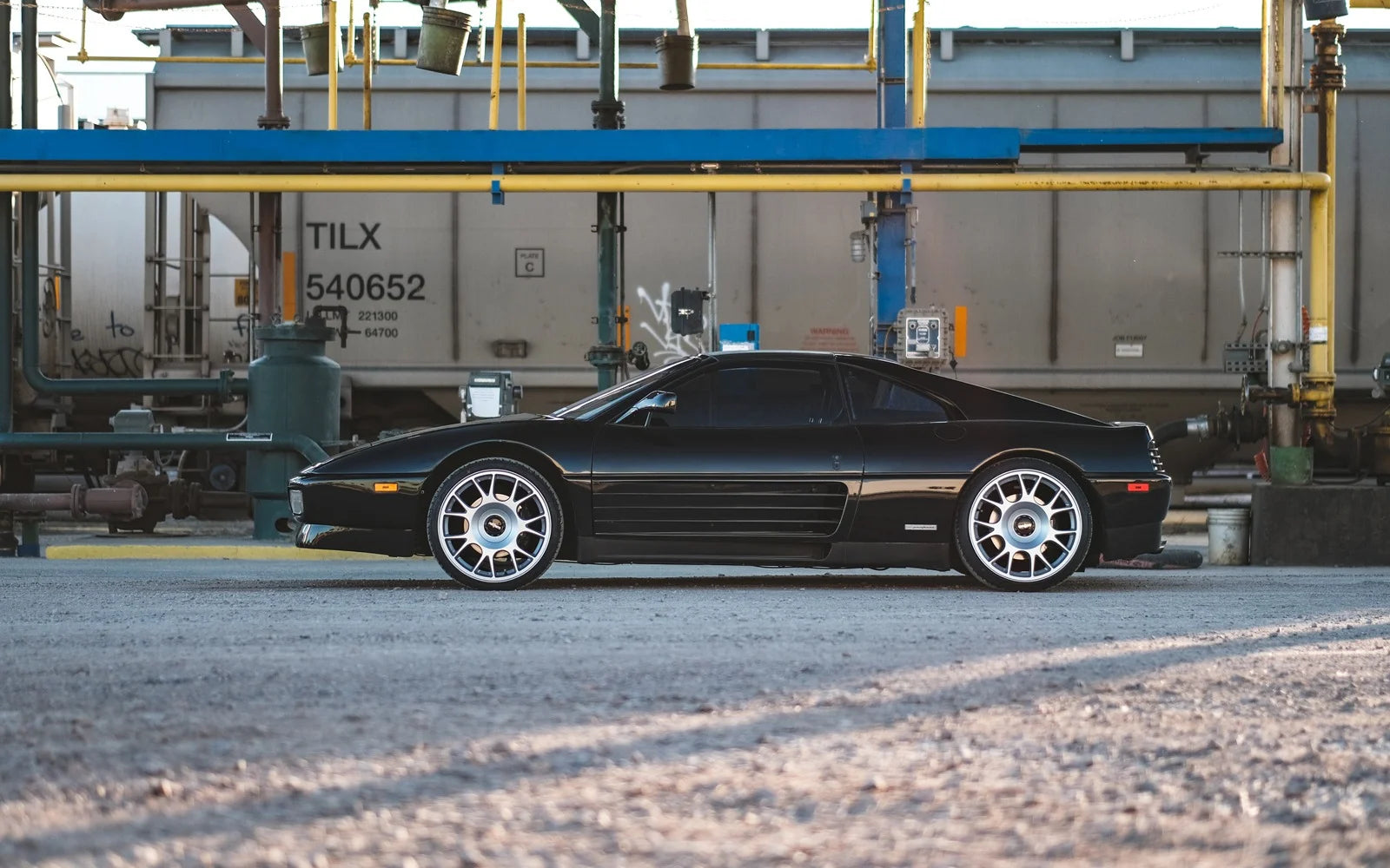 Bag Riders Super Low Front Air Suspension for Ferrari 348