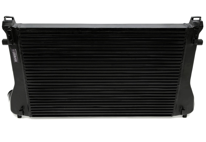Échangeur air/air noir pour Audi A3 (8V), TT (8S) / Seat Leon (5F) / Skoda Octavia III (5E), Superb III (3T) / VW Golf VII (AU), Passat (B8) 1.8TFSI + 2.0TFSI moteurs — TA Technix