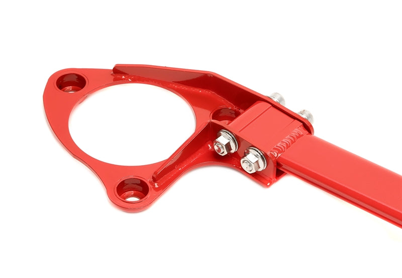 Barre anti-rapprochement acier rouge pour Mercedes Benz A-Klasse (W176) / CLA-Klasse (C117) / GLA-Klasse (X156) — TA Technix