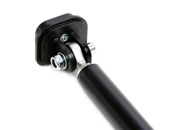 Barre anti-rapprochement acier "Clubsport" noir arrière pour Audi A3 (8V), VW Golf VII (AU) — étriers noirs — TA Technix