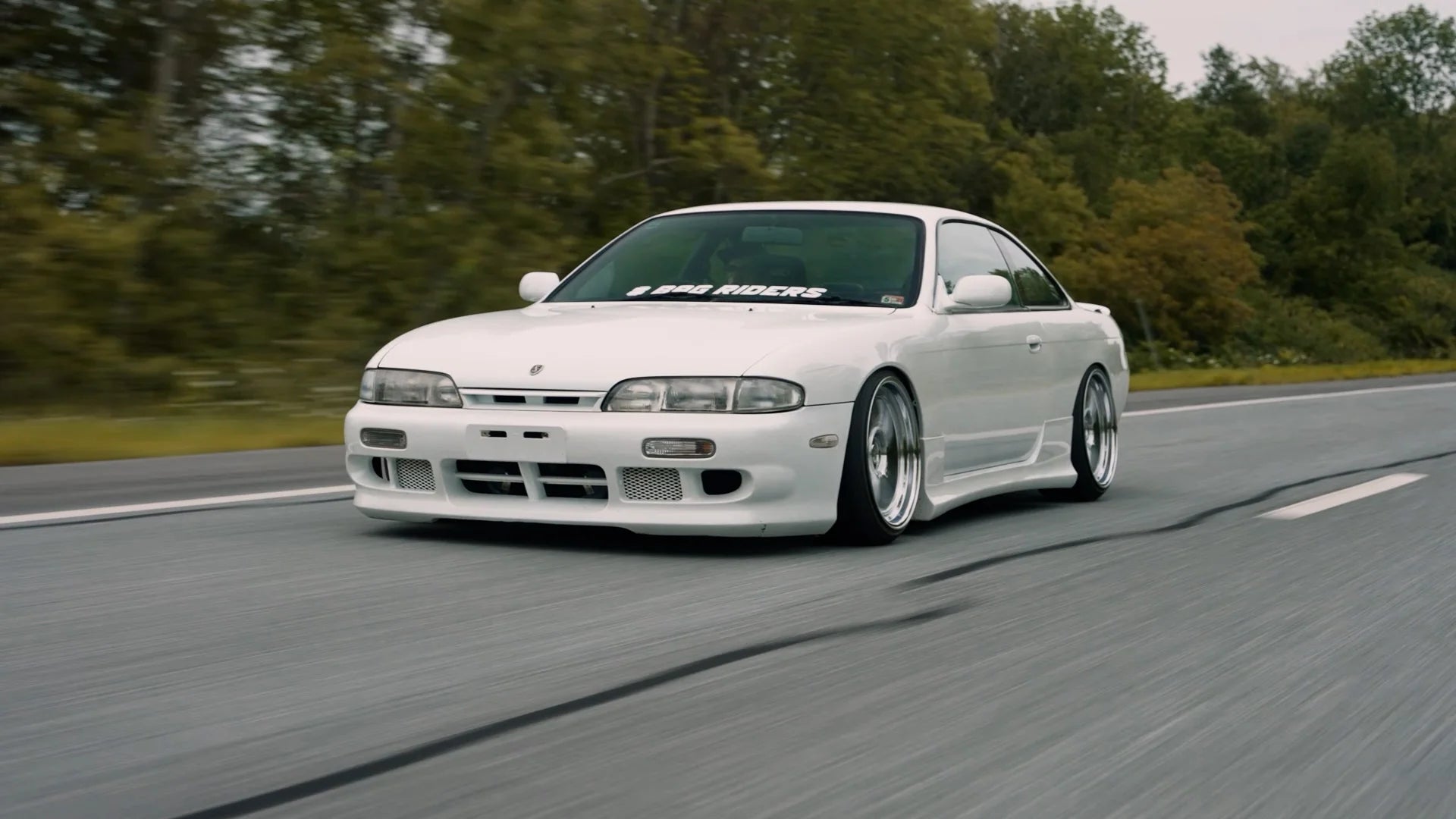 Bag Riders super-low air suspension for Nissan 240SX & Silvia S14/S15