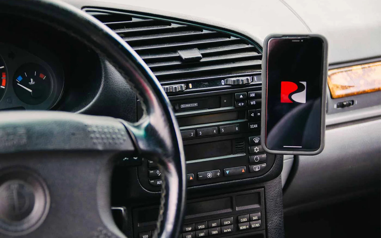 Rennline BMW E36 Exactfit Magnetic Controller Mount