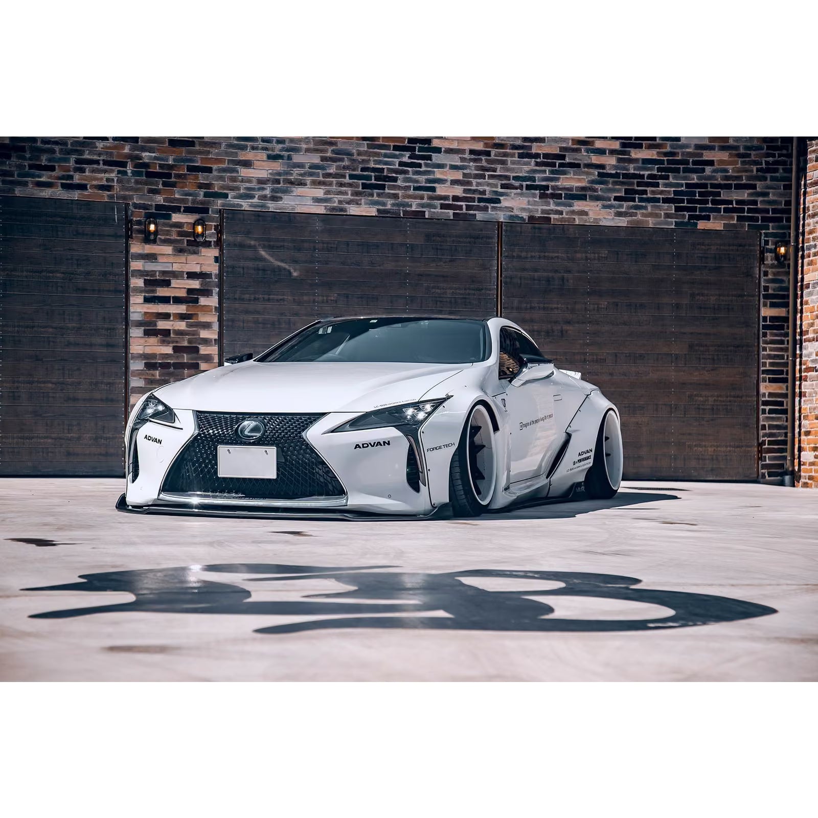 Kit Carrosserie Liberty Walk LB Works x Artisan Spirits Ver.2 pour Lexus LC500 + H