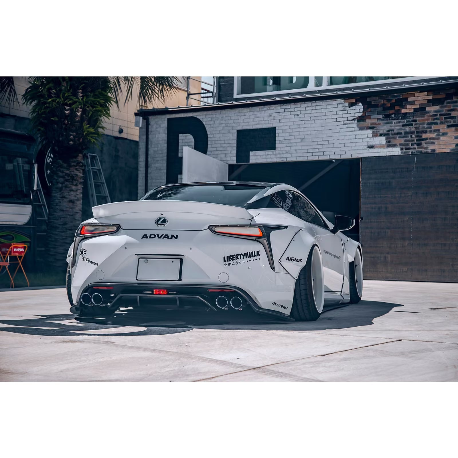 Kit Carrosserie Liberty Walk LB Works x Artisan Spirits Ver.2 pour Lexus LC500 + H
