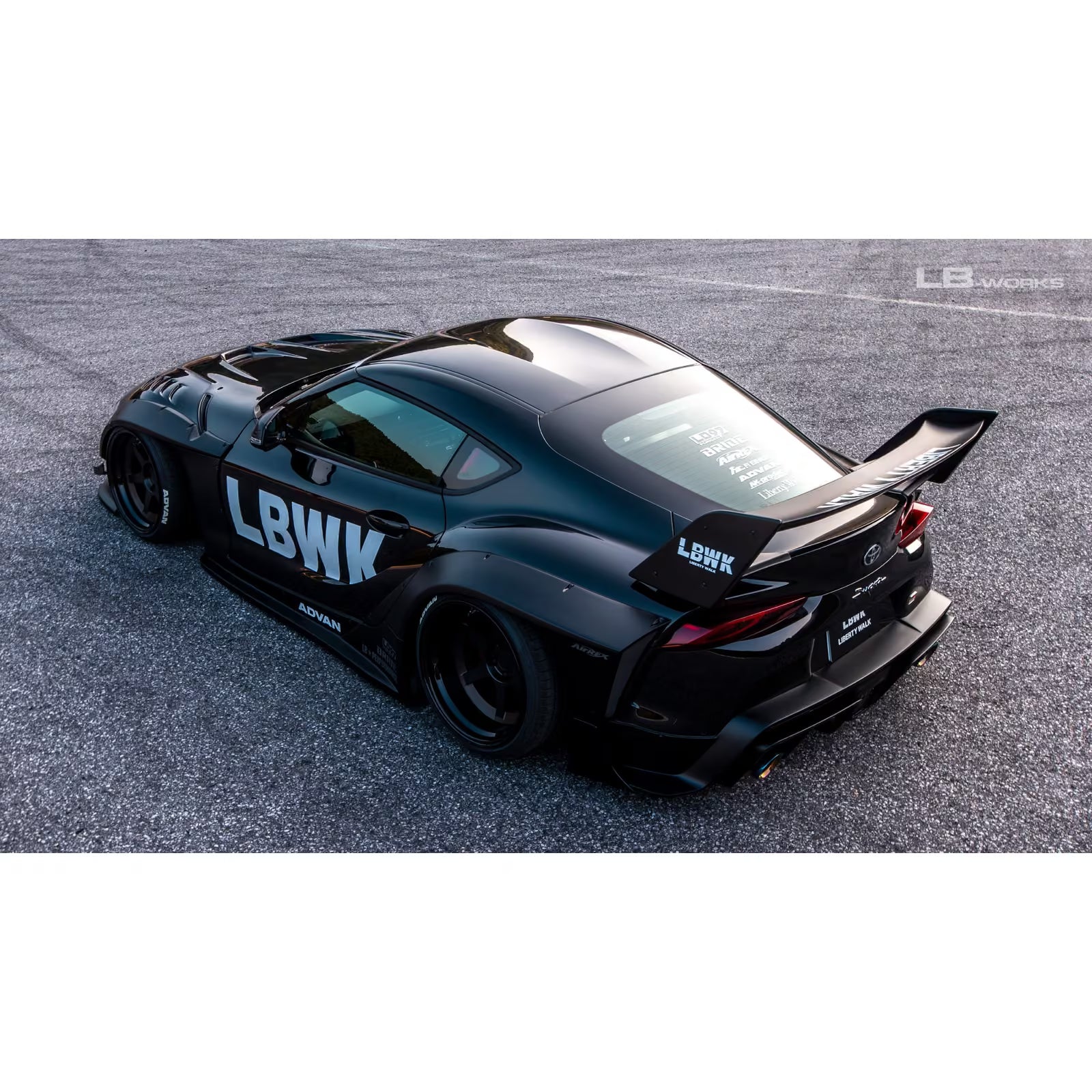 Kit Carrosserie Liberty Walk LB Works Ver.2 pour Toyota Supra A90