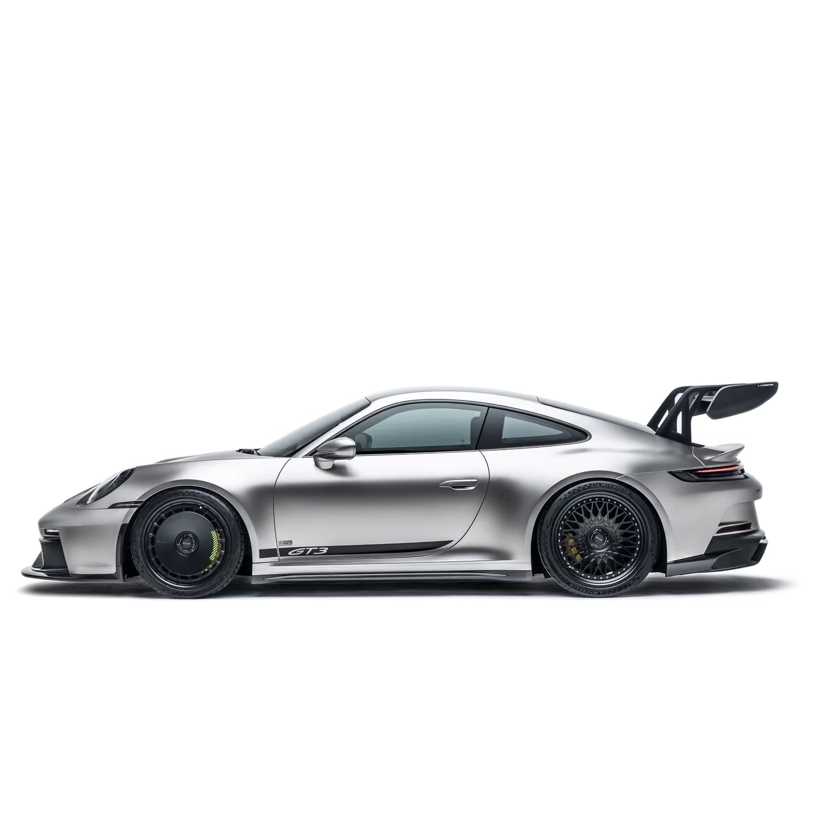 Spoiler Avant Adro pour Porsche 992 GT3