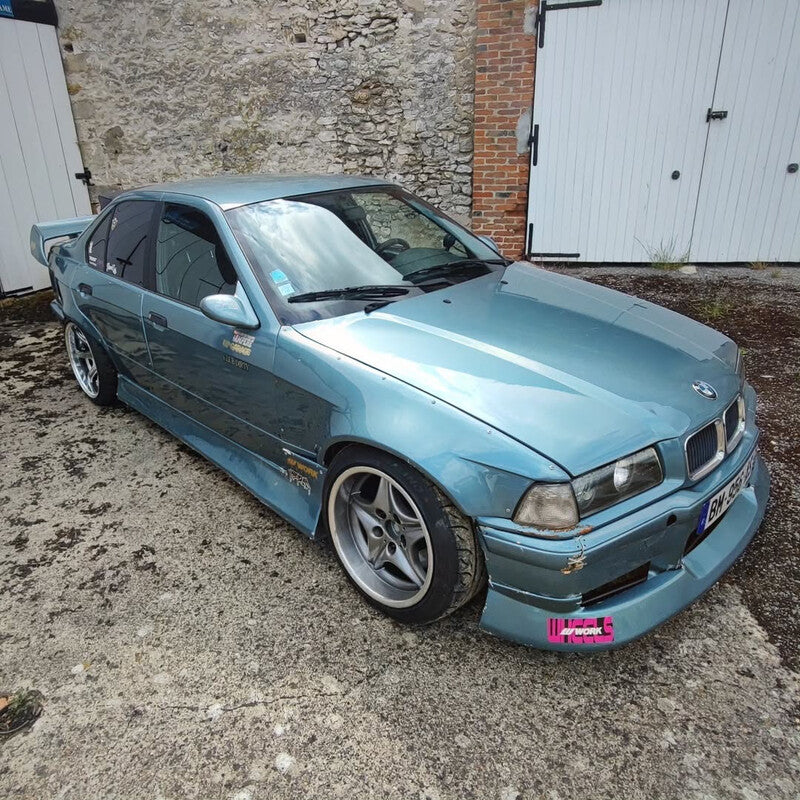 Kit Carrosserie Felony pour BMW E36 Berline