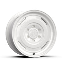 Fifteen52 Analog HD 16x7.5