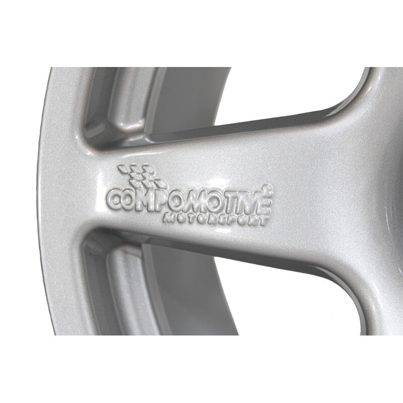 Jante Compomotive MO 1882 18x8" 5x100 ET35, Argent (Toyota/VW/Opel - 73 mm)