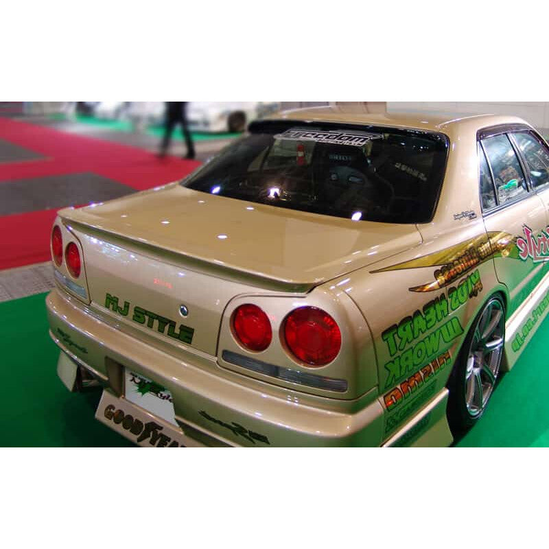 Aileron Origin Labo pour Nissan Skyline R34 (4 Portes)
