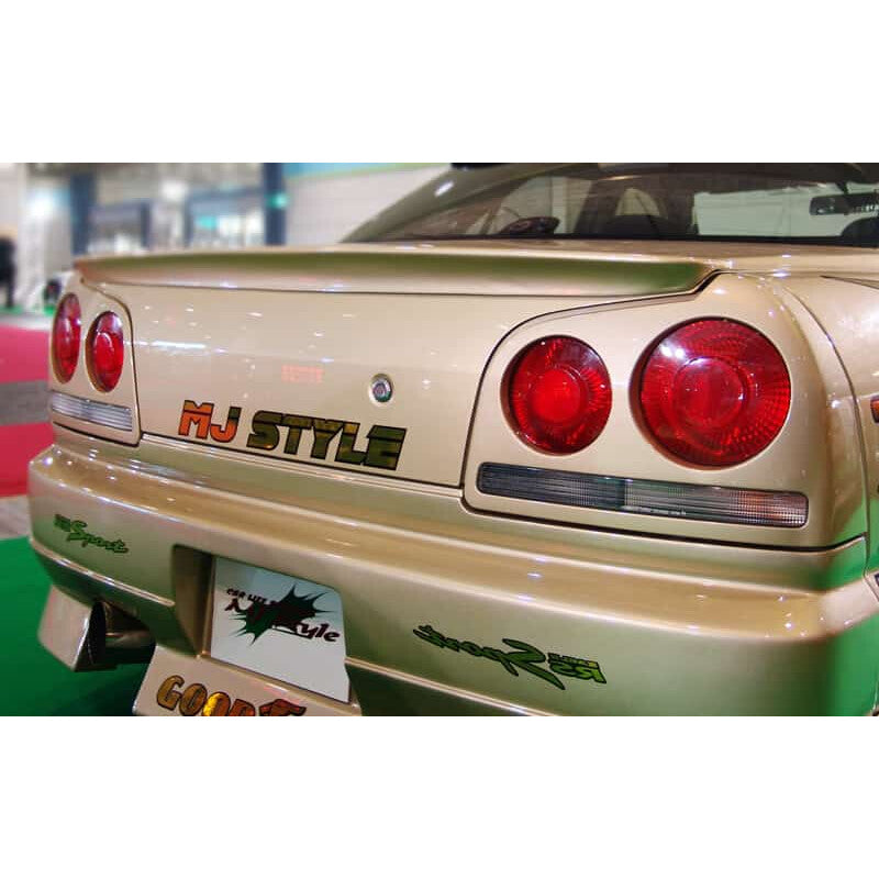 Alettone Origin Labo per Nissan Skyline R34 (4 porte) – vista 4